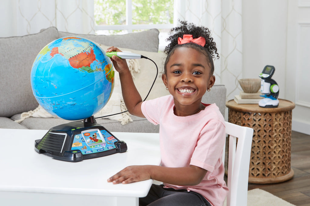 LeapFrog Magic Adventures Interactive Globe with BBC Video S8439