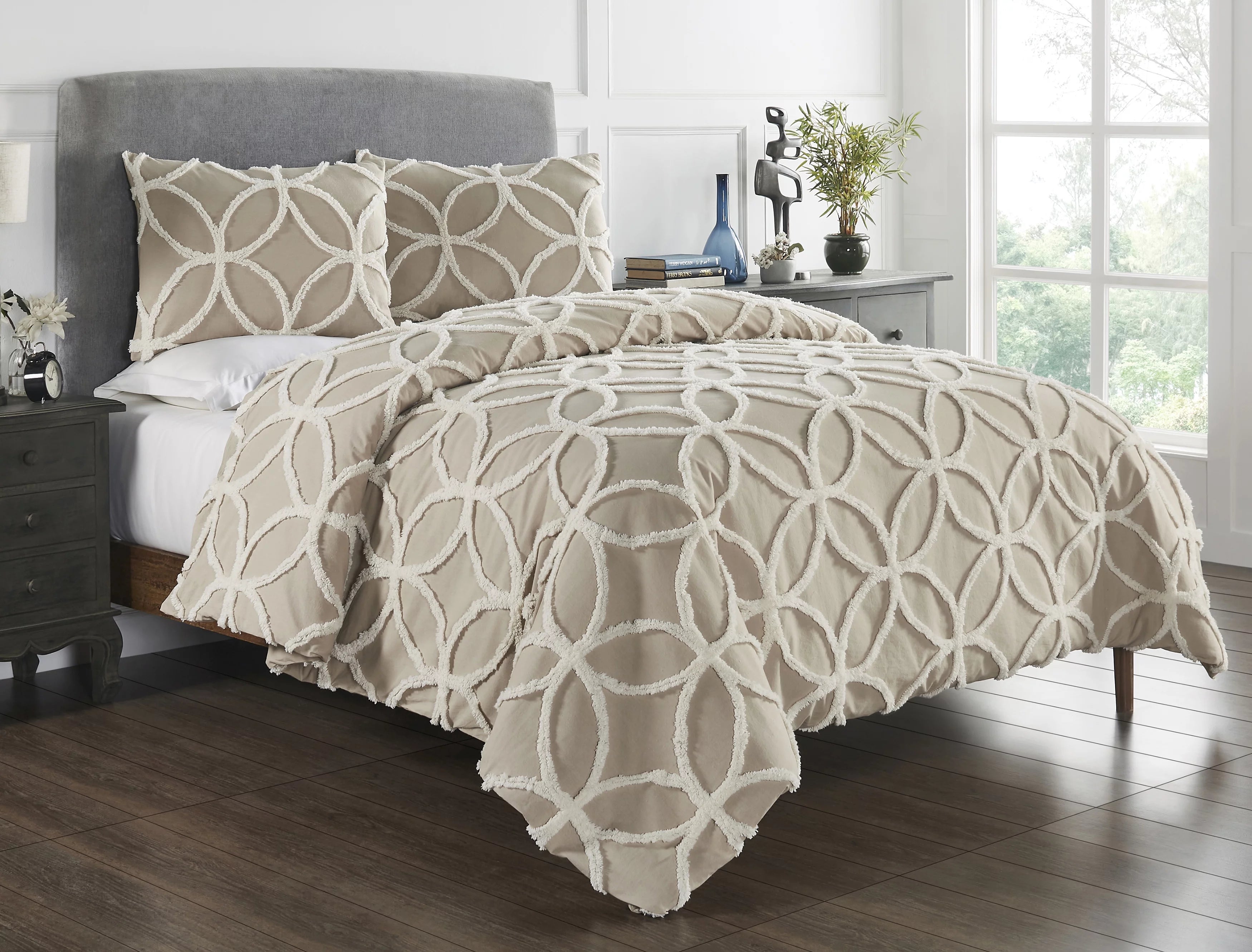 Better Trends Two Tone Cotton Tufted Chenille Comforter Set Q971516